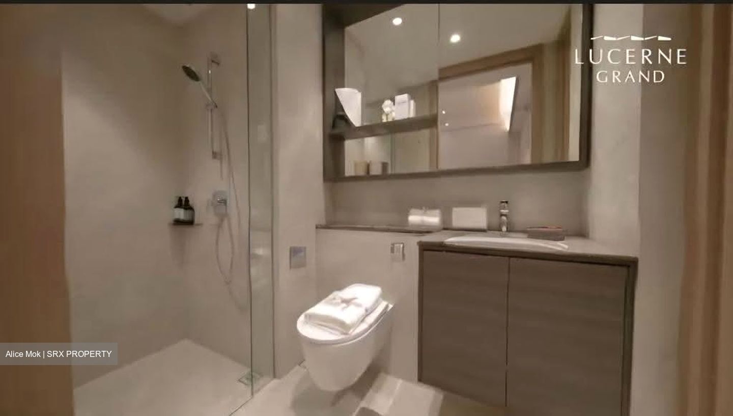 Lakeside Drive (D22), Condominium #625038831